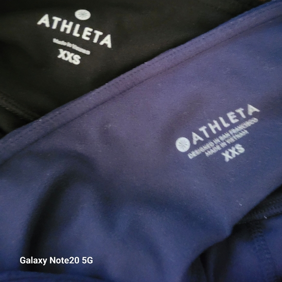 Athleta Leggings Lot of 1 Navy & 1 Black Salutation  & Side Stripe Size XXS - Picture 3 of 4
